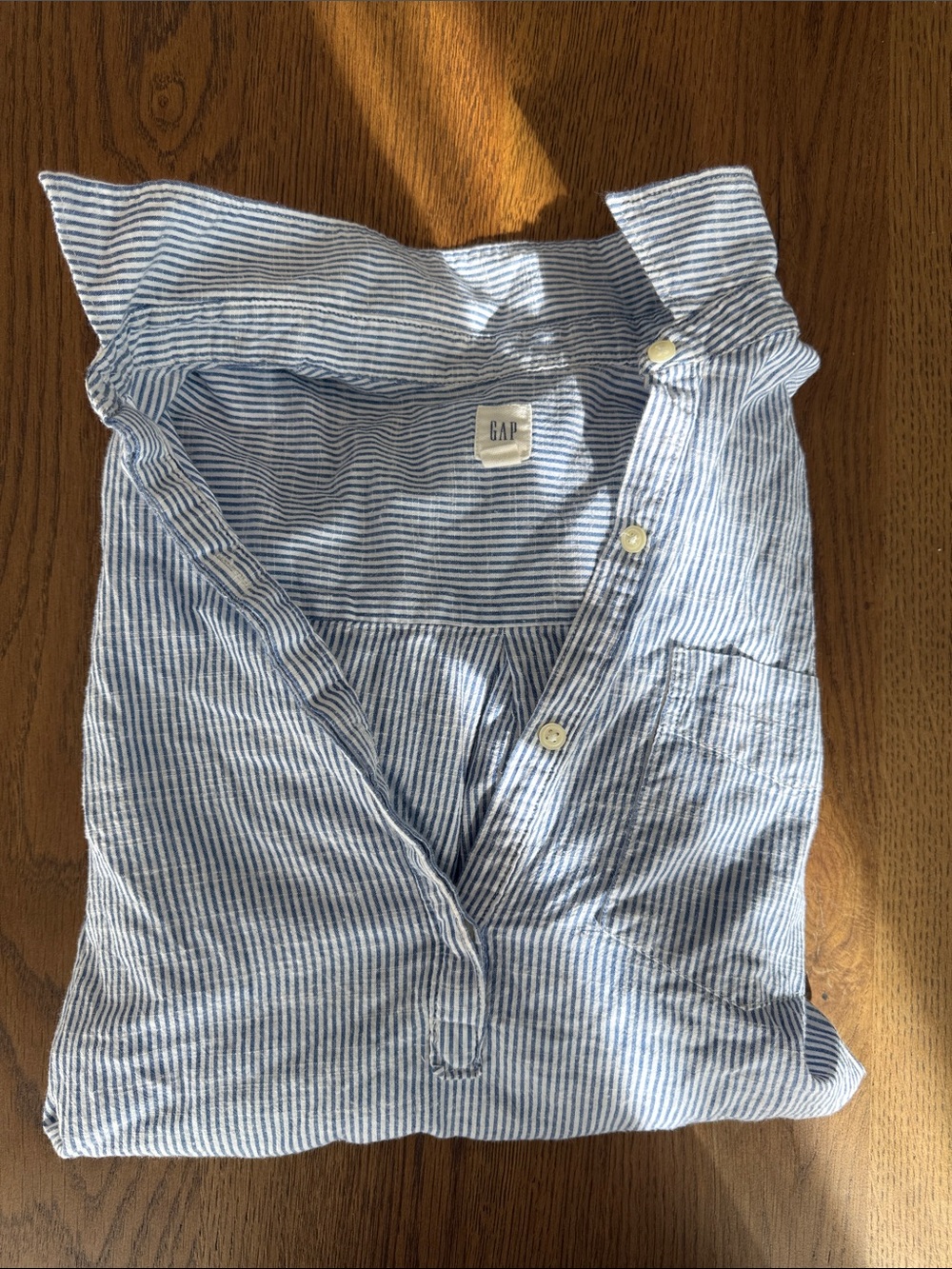 GAP Women’s Light Blue & White Striped Button-Down Shirt